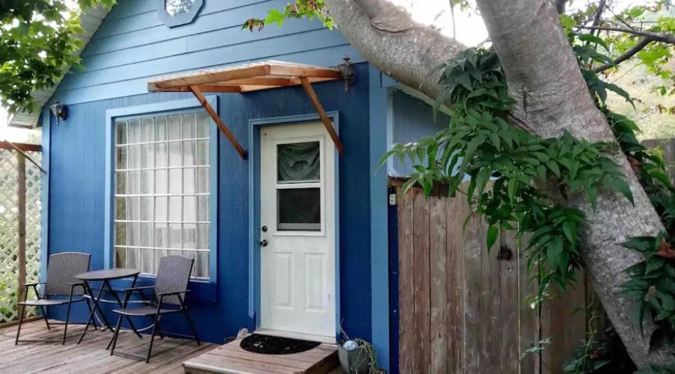 Отель Funky Little Shack Orick Экстерьер фото